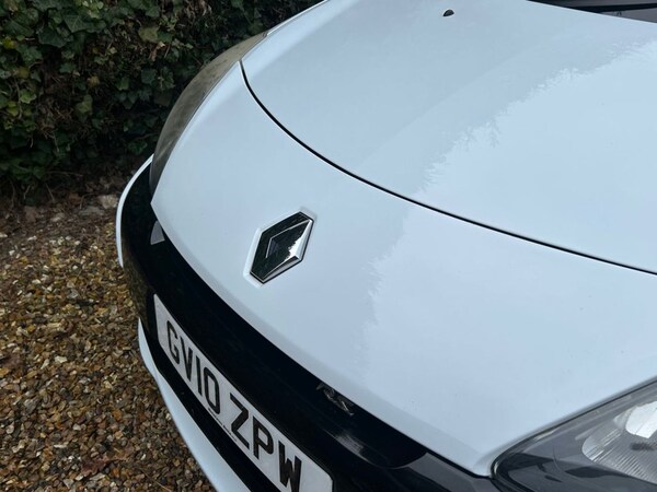 Used Renault Clio 2010 for sale - 68886141: Photo 27