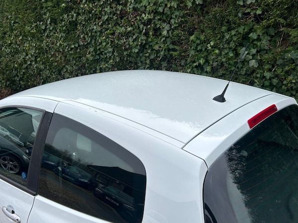 Used Renault Clio 2010 for sale - 68886141: Photo 33