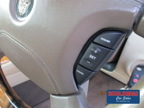 Used Jaguar XJ 2005 for sale - 69739928: Photo 16