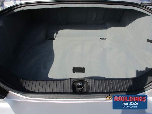 Used Jaguar XJ 2005 for sale - 69739928: Photo 19