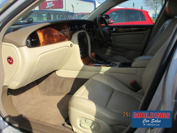 Used Jaguar XJ 2005 for sale - 69739928: Photo 21
