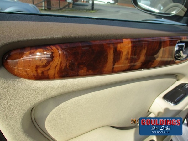 Used Jaguar XJ 2005 for sale - 69739928: Photo 22