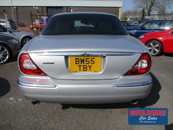 Used Jaguar XJ 2005 for sale - 69739928: Photo 6