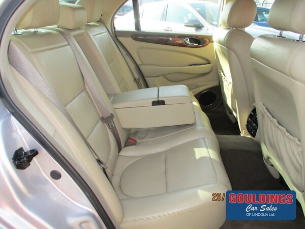 Used Jaguar XJ 2005 for sale - 69739928: Photo 9