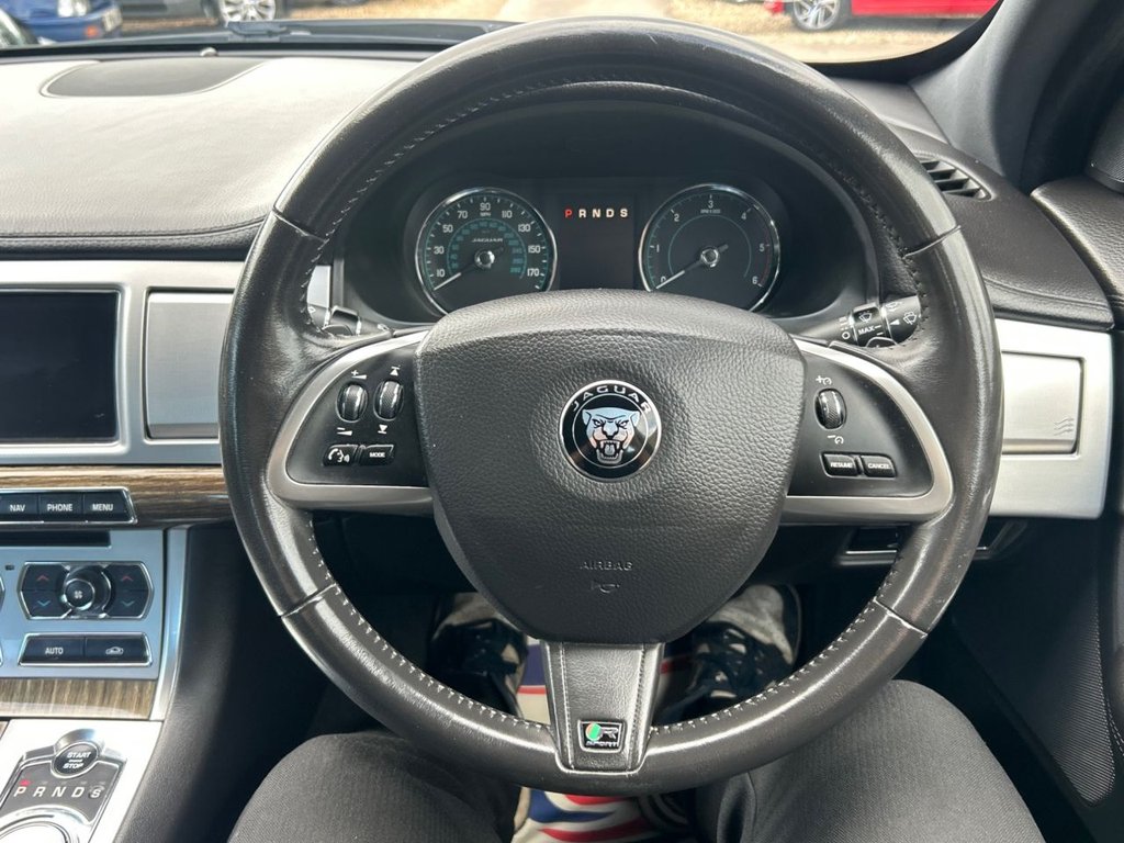 Used Jaguar XF 2014 for sale - 75814651: Photo 13