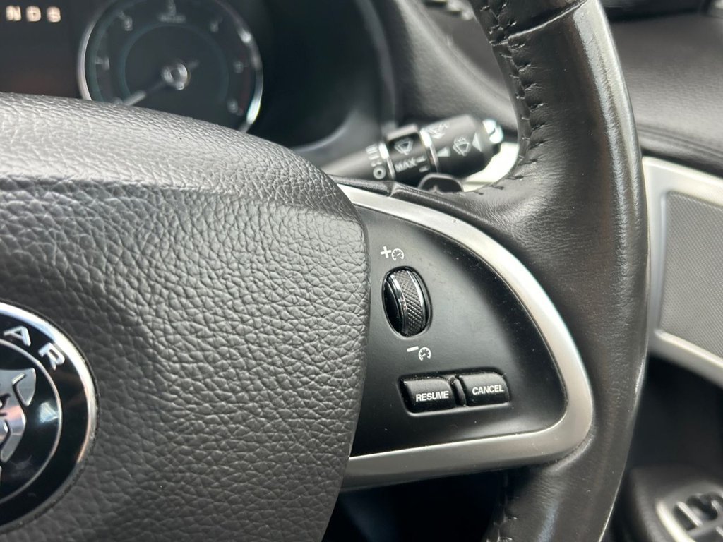 Used Jaguar XF 2014 for sale - 75814651: Photo 14