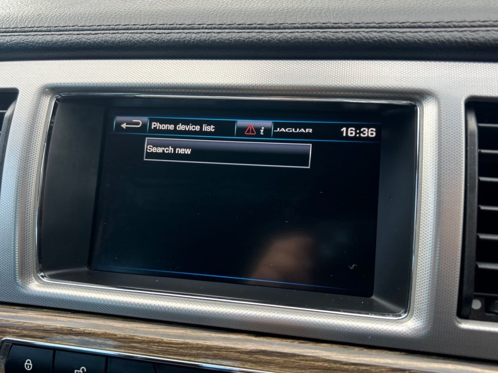 Used Jaguar XF 2014 for sale - 75814651: Photo 19