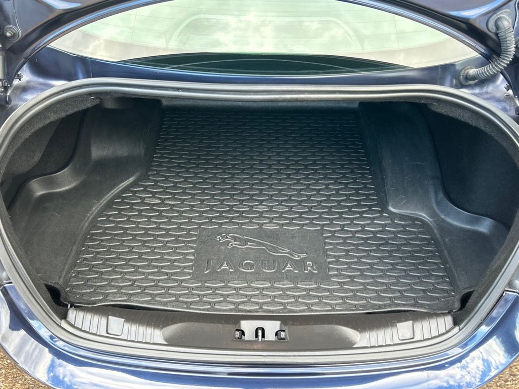 Used Jaguar XF 2014 for sale - 75814651: Photo 8