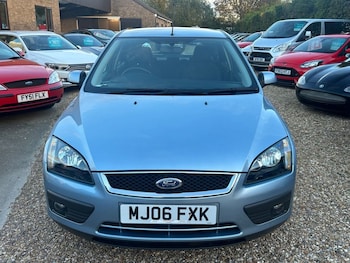 Used Ford Focus 2006 for sale - 76400445: Photo