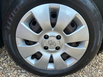 Used Toyota Yaris 2009 for sale - 79300189: Photo
