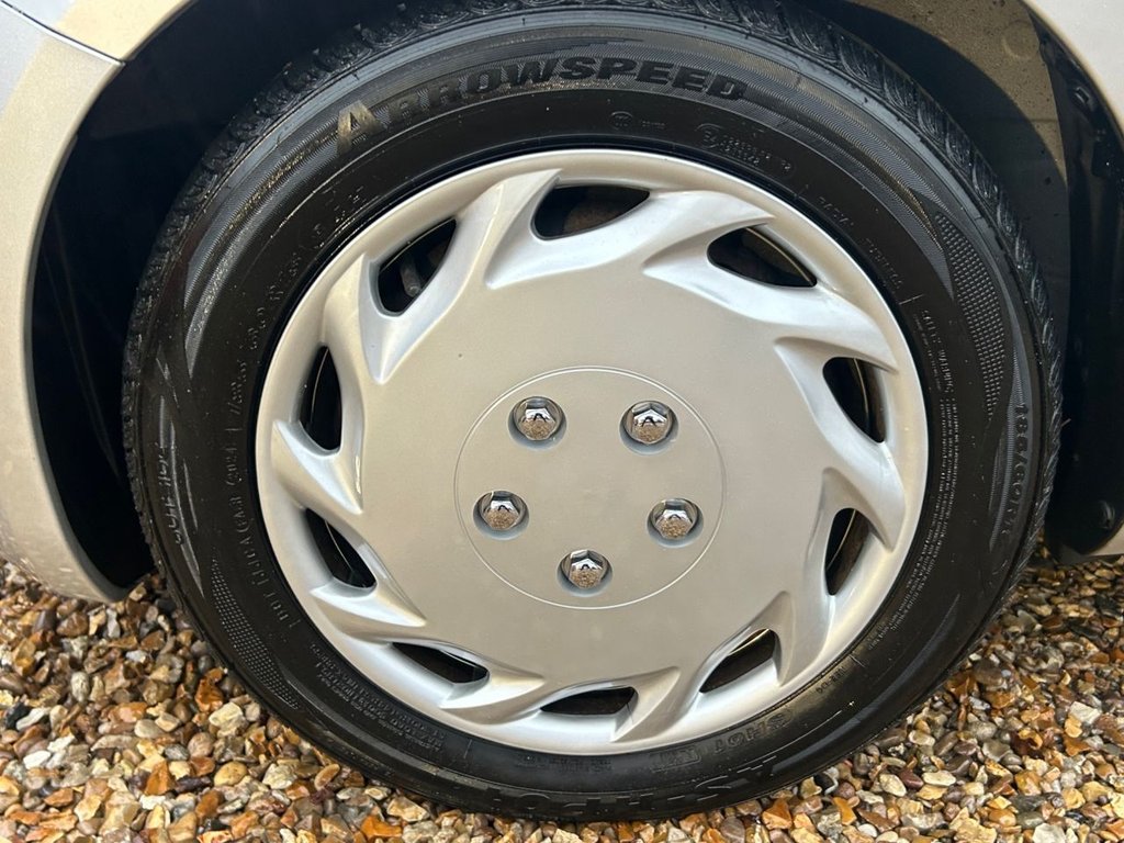 Used Suzuki Splash 2010 for sale - 77287767: Photo 27