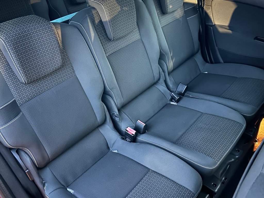 Used Renault Grand Scenic 2010 for sale - 76792345: Photo 10