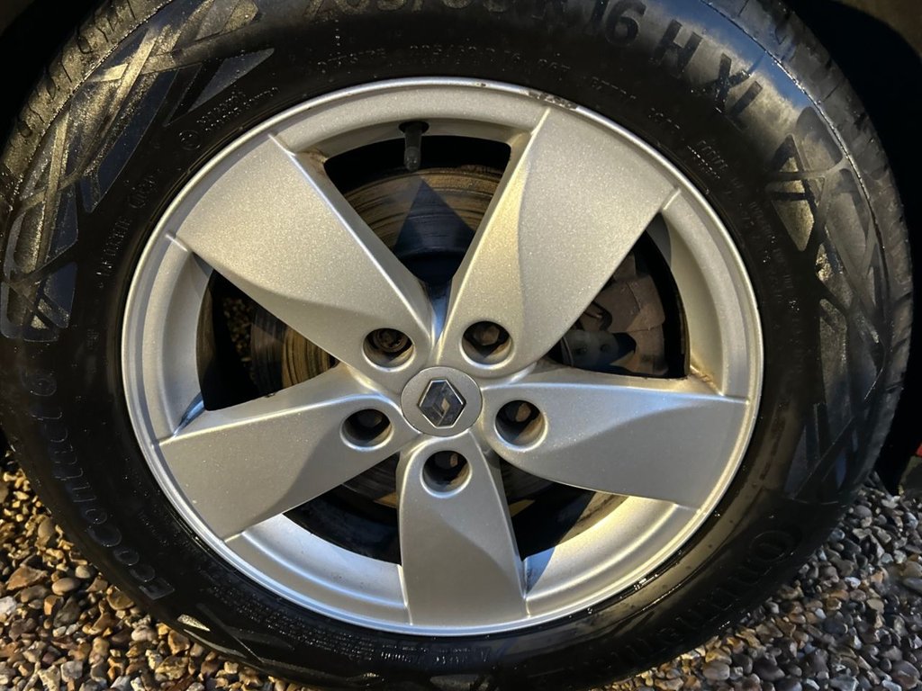 Used Renault Grand Scenic 2010 for sale - 76792345: Photo 33