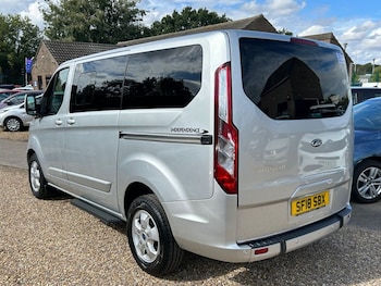 Used Ford Tourneo Custom 2018 for sale - 75748102: Photo