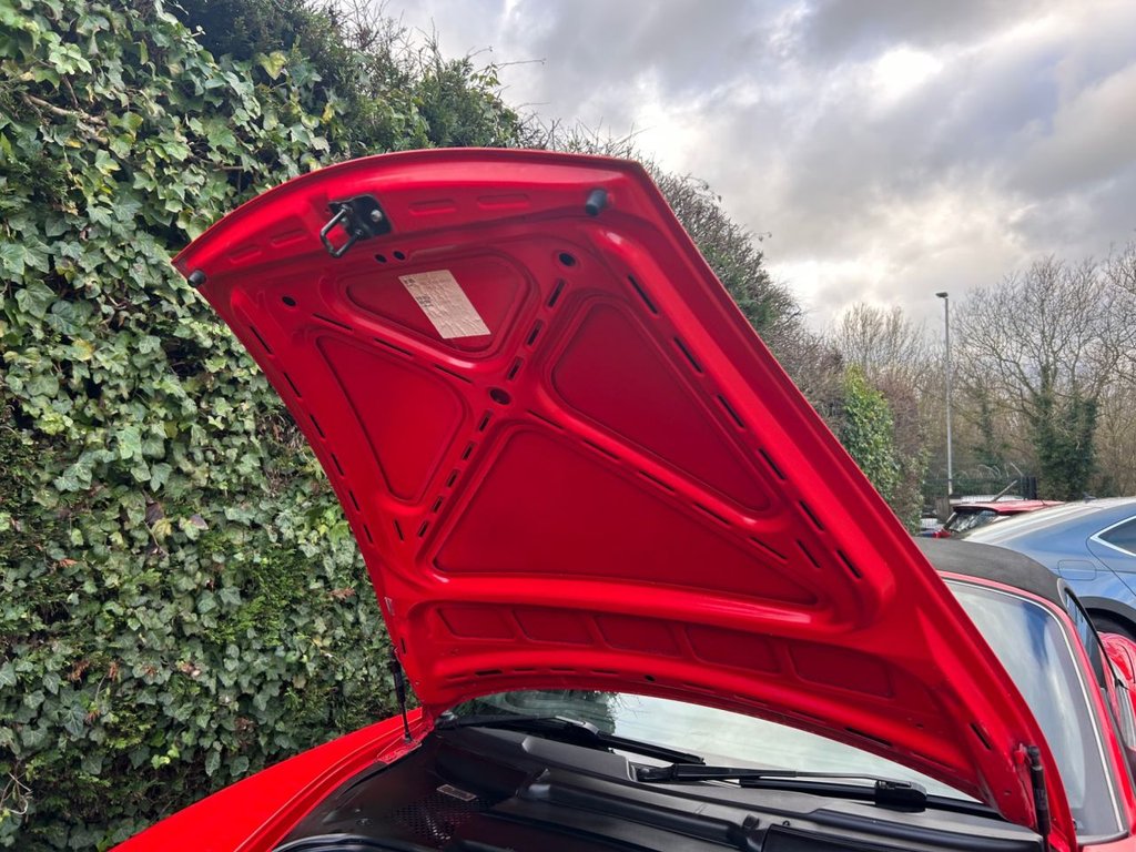 Used Porsche Boxster 2004 for sale - 77835180: Photo 35