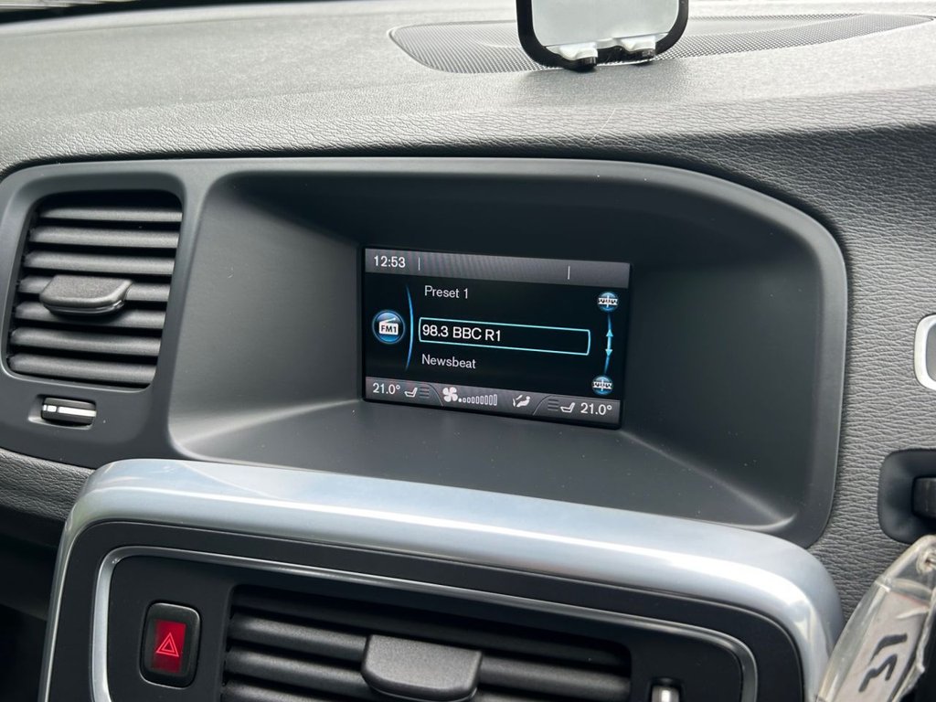 Used Volvo S60 2015 for sale - 77880036: Photo 17