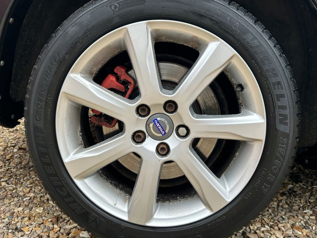 Used Volvo S60 2015 for sale - 77880036: Photo 8