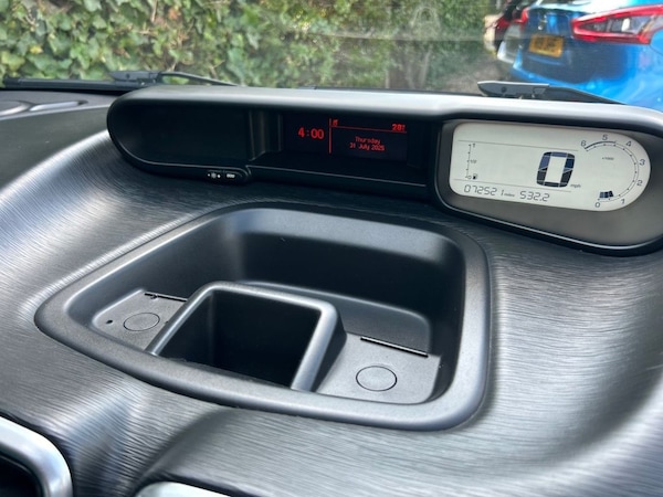 Used Citroen C3 Picasso 2017 for sale - 75444177: Photo 13