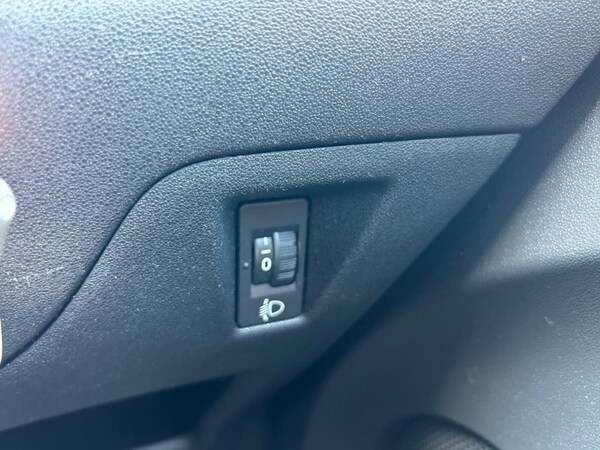 Used Citroen C3 Picasso 2017 for sale - 75444177: Photo 18