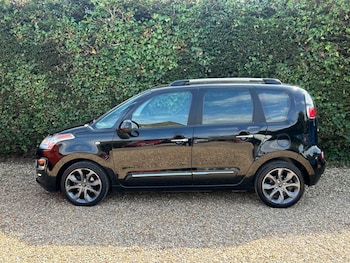 Used Citroen C3 Picasso 2017 for sale - 75444177: Photo