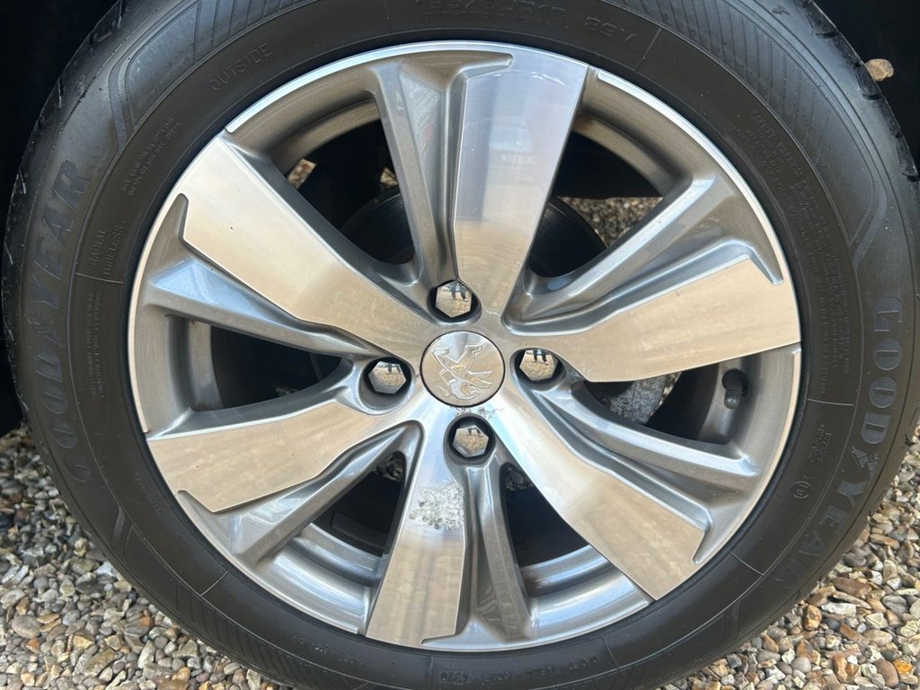 Used Peugeot 2008 2014 for sale - 77855425: Photo 36