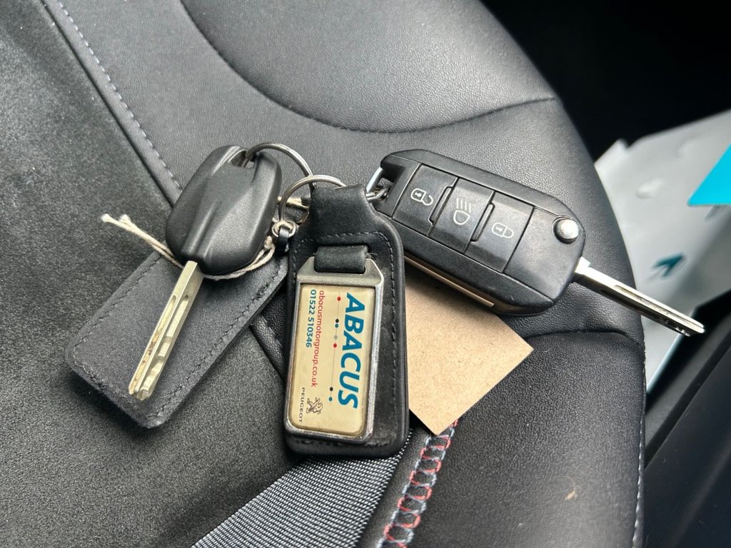 Used Peugeot 2008 2014 for sale - 77855425: Photo 46