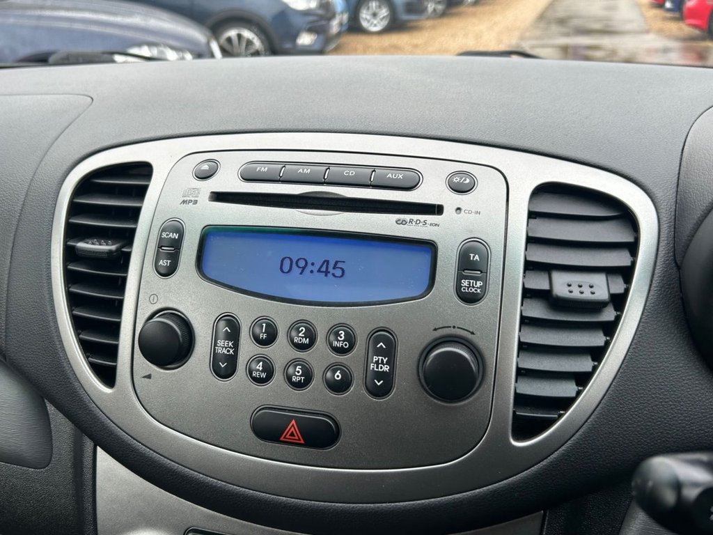 Used Hyundai i10 2012 for sale - 76315726: Photo 14