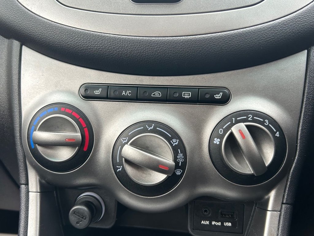 Used Hyundai i10 2012 for sale - 76315726: Photo 15