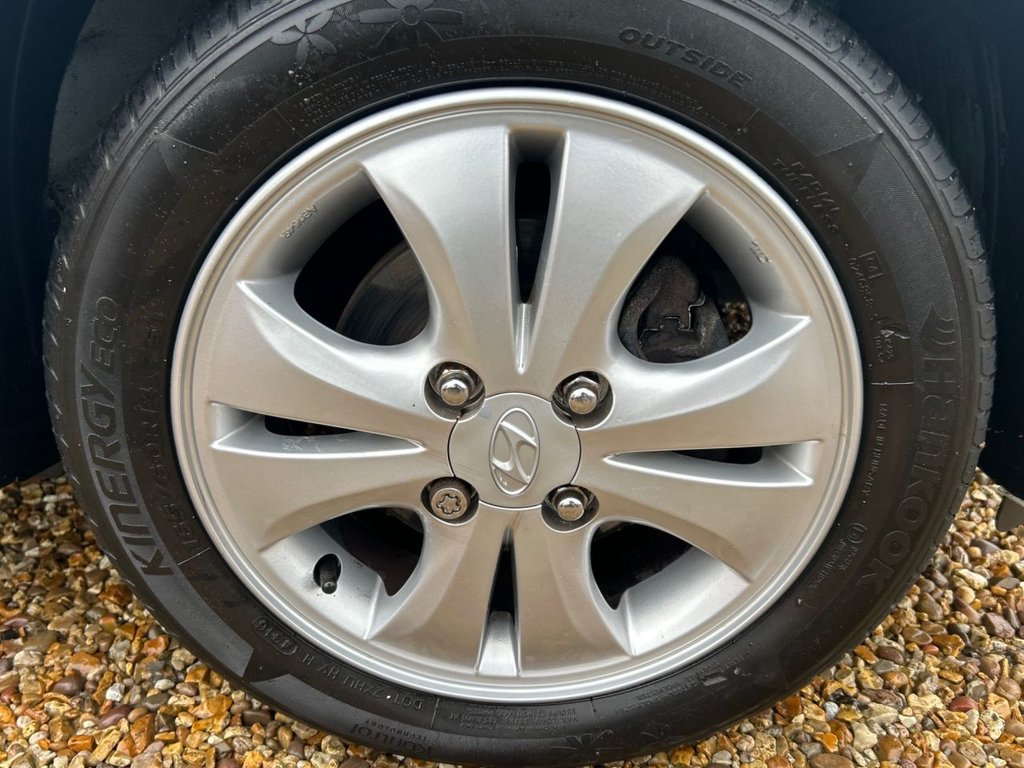 Used Hyundai i10 2012 for sale - 76315726: Photo 38