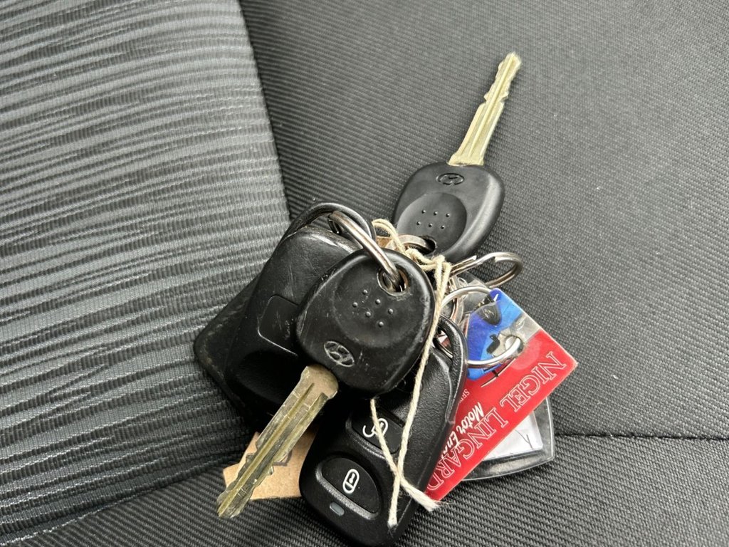 Used Hyundai i10 2012 for sale - 76315726: Photo 39