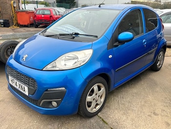 2014 (14) - 1.0 Allure 5dr