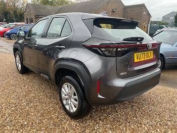 Used Toyota Yaris Cross 2023 for sale - 76760693: Photo