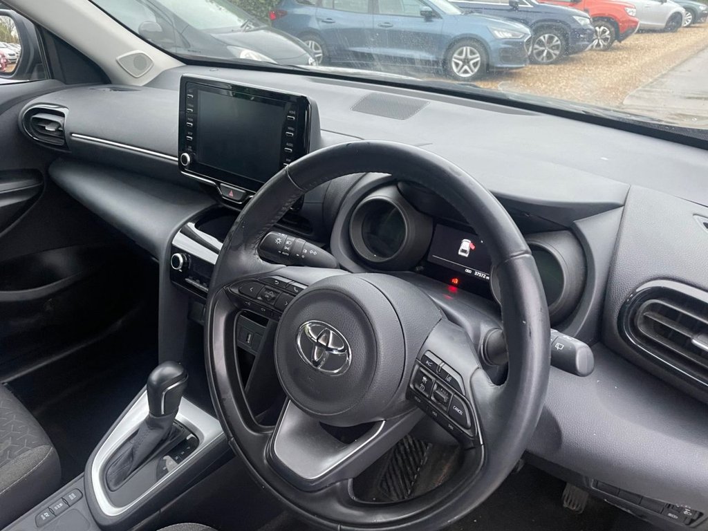 Used Toyota Yaris Cross 2023 for sale - 76760693: Photo 6