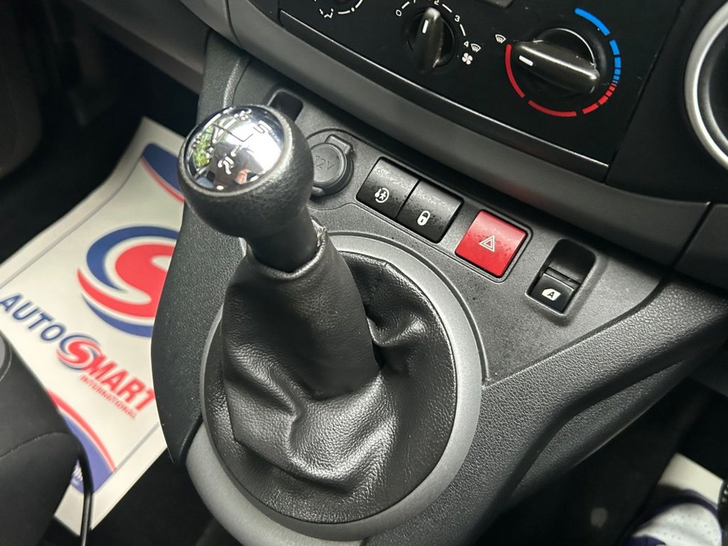 Used Peugeot Partner Tepee 2015 for sale - 77199848: Photo 17