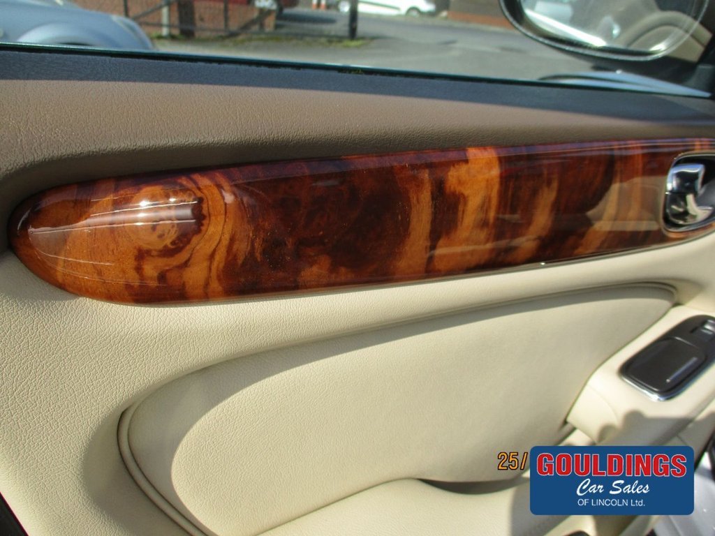 Used Jaguar XJ 2017 for sale - 77849814: Photo 22