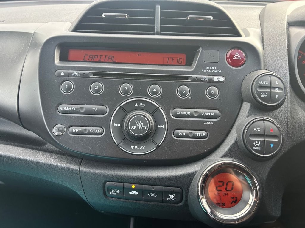 Used Honda Jazz 2011 for sale - 78206537: Photo 5