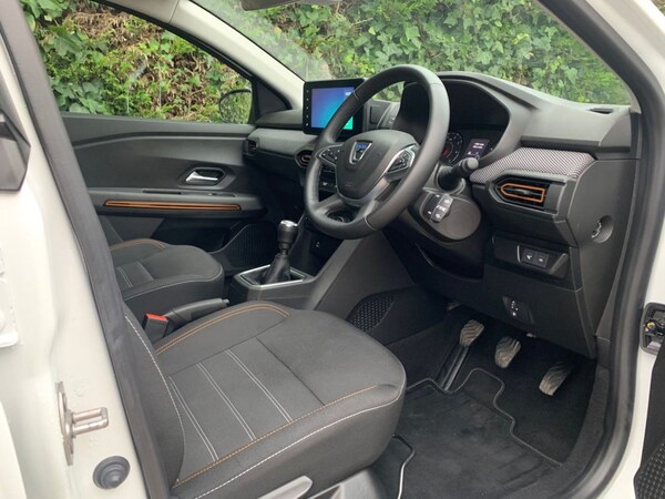 Used Dacia Sandero Stepway 2022 for sale - 68827896: Photo 11