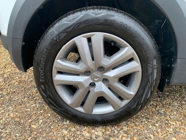 Used Dacia Sandero Stepway 2022 for sale - 68827896: Photo 8