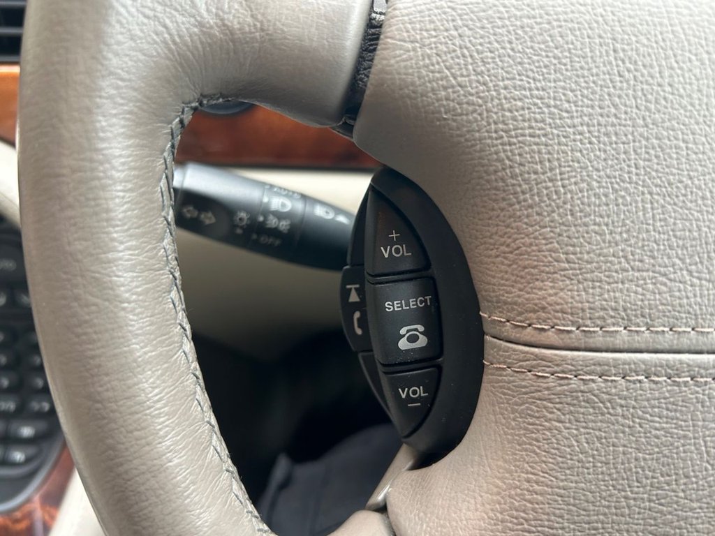 Used Jaguar XJ 2001 for sale - 77849873: Photo 13