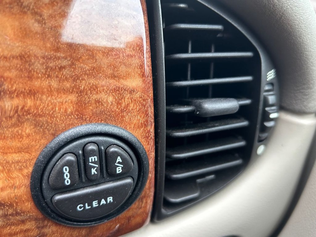 Used Jaguar XJ 2001 for sale - 77849873: Photo 23