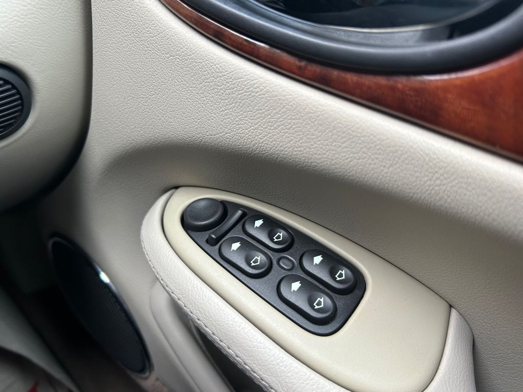 Used Jaguar XJ 2001 for sale - 77849873: Photo 25