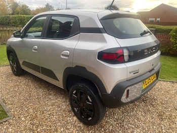 Used Dacia Spring 2025 for sale - 76406507: Photo