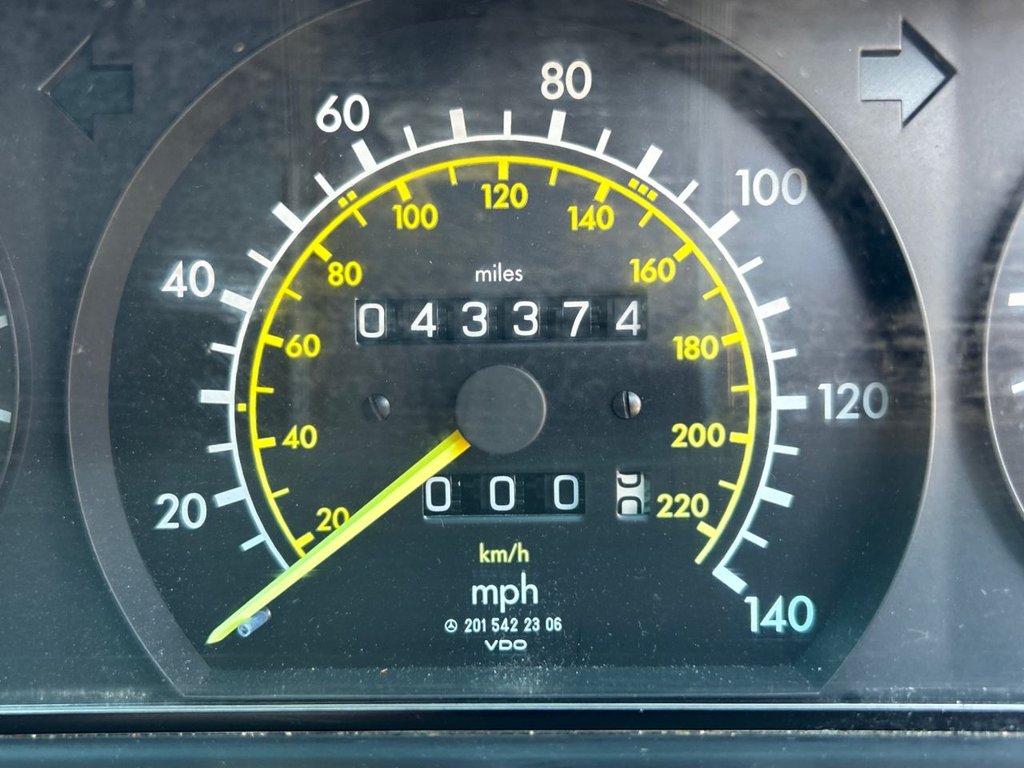 Used Mercedes-Benz 190 1987 for sale - 78167627: Photo 12