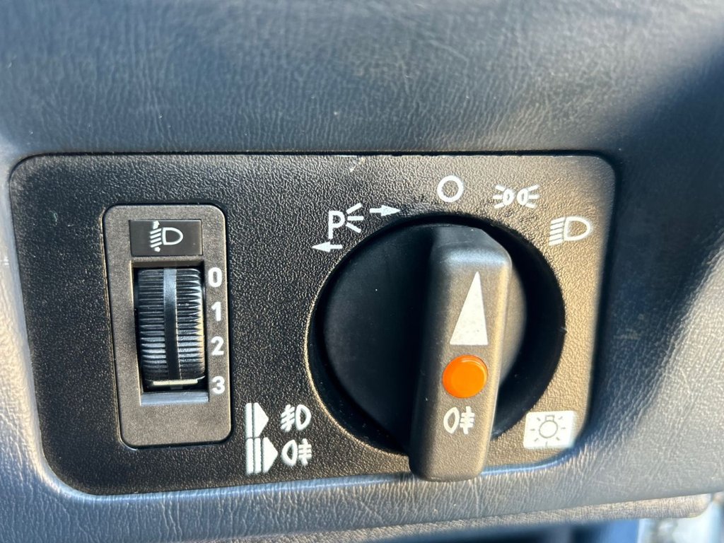 Used Mercedes-Benz 190 1987 for sale - 78167627: Photo 23