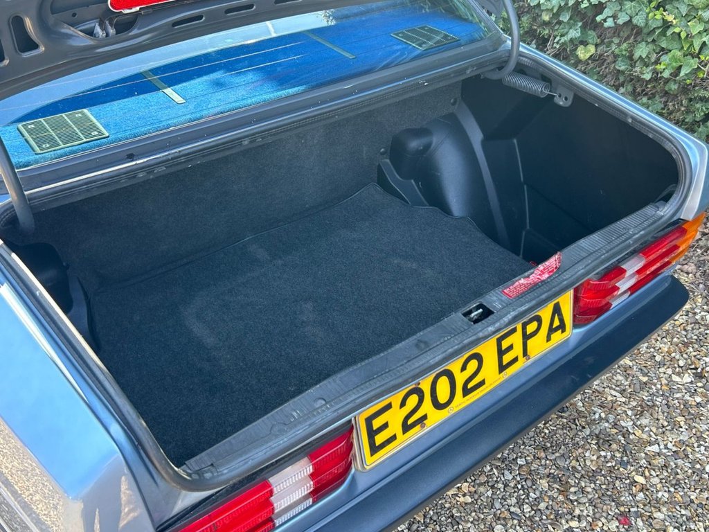 Used Mercedes-Benz 190 1987 for sale - 78167627: Photo 39