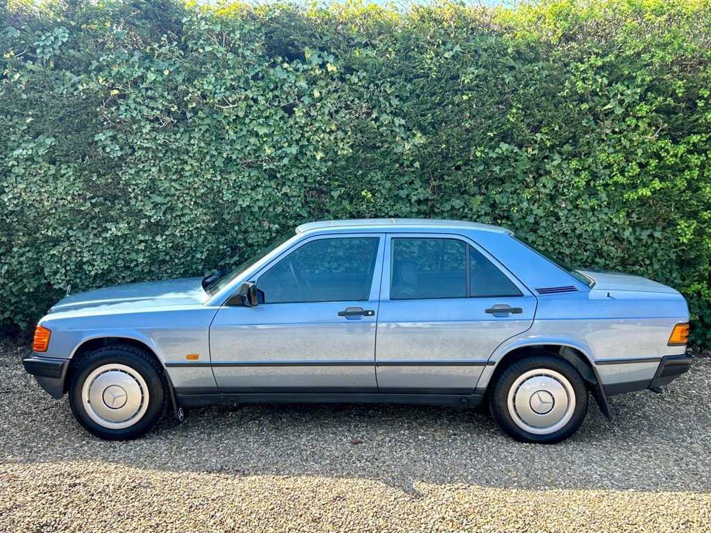 Used Mercedes-Benz 190 1987 for sale - 78167627: Photo 4
