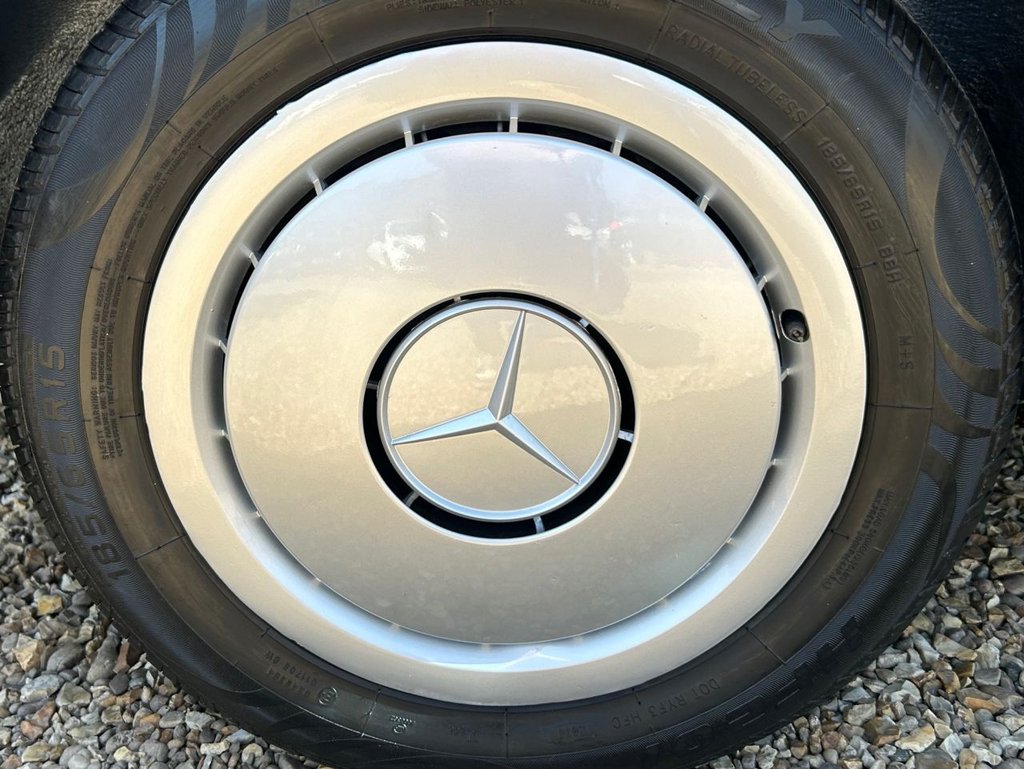 Used Mercedes-Benz 190 1987 for sale - 78167627: Photo 8