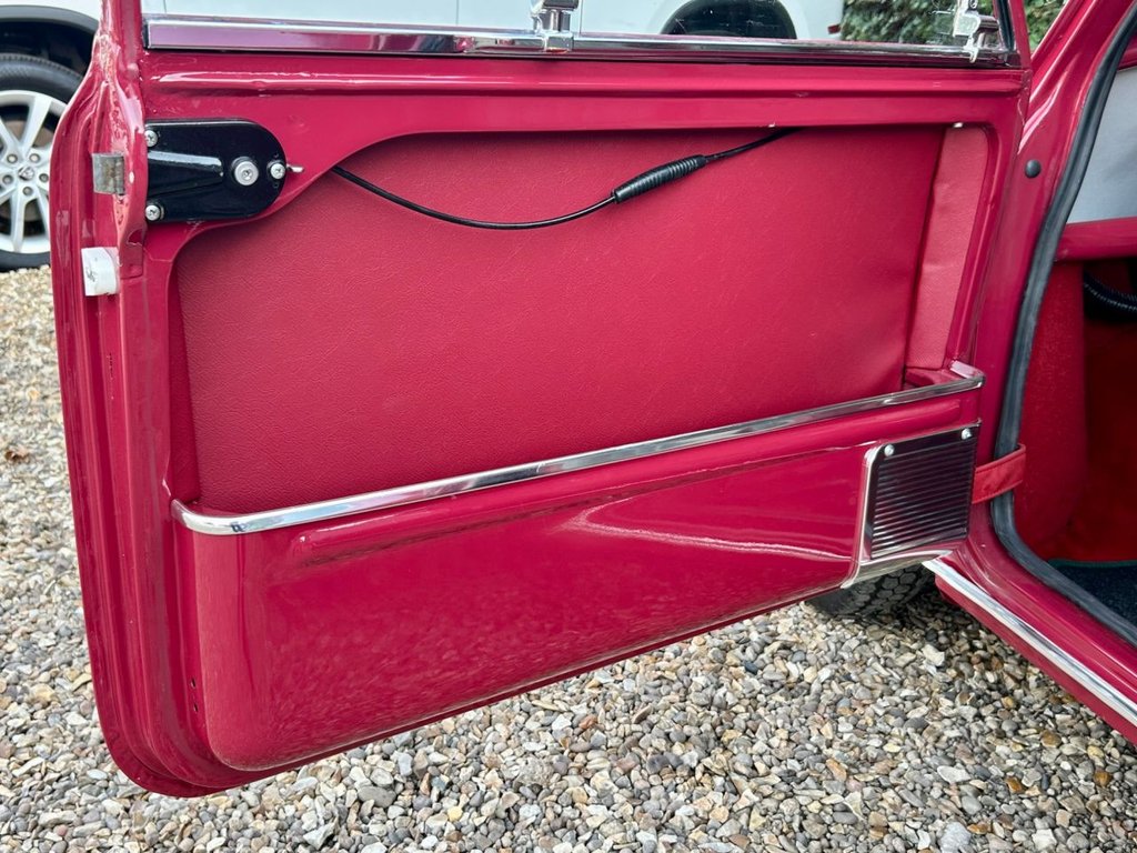 Used Morris Minor 1961 for sale - 77835138: Photo 31