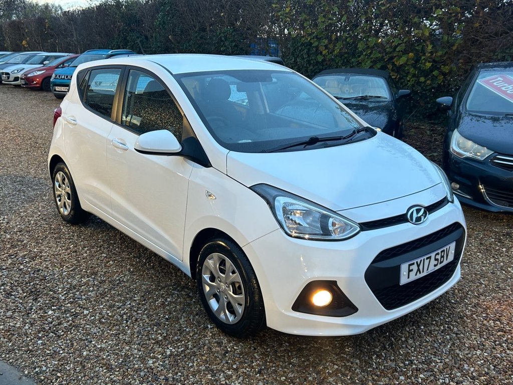 Used Hyundai i10 2017 for sale - 76942881: Photo 1