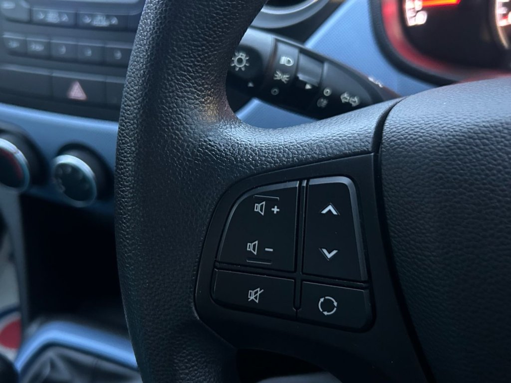 Used Hyundai i10 2017 for sale - 76942881: Photo 12